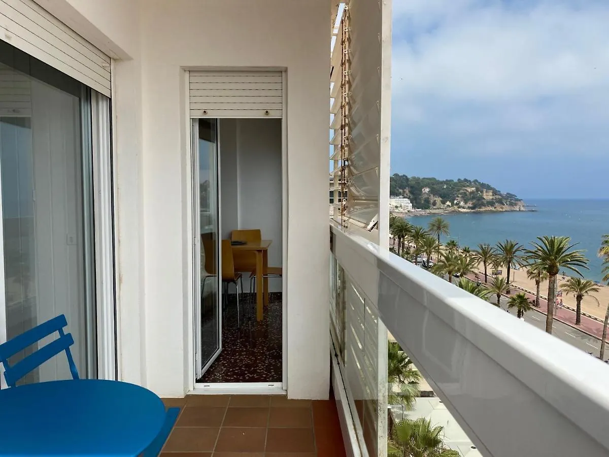 Mediterranean Apartment In Lloret De Mar Next To The Sea